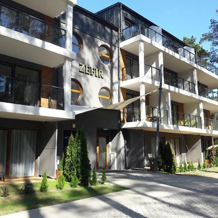 Apartamenty Nad Jeziorem -Zefir เอากุสตูฟ ภายนอก รูปภาพ