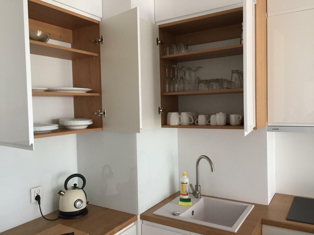 Apartamenty Nad Jeziorem -Zefir เอากุสตูฟ ภายนอก รูปภาพ