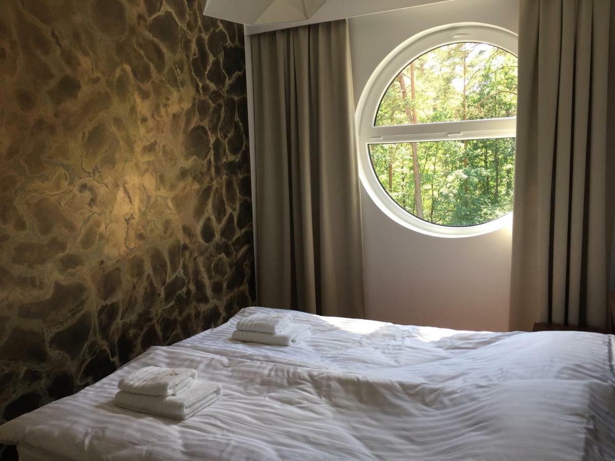 Apartamenty Nad Jeziorem -Zefir เอากุสตูฟ ภายนอก รูปภาพ