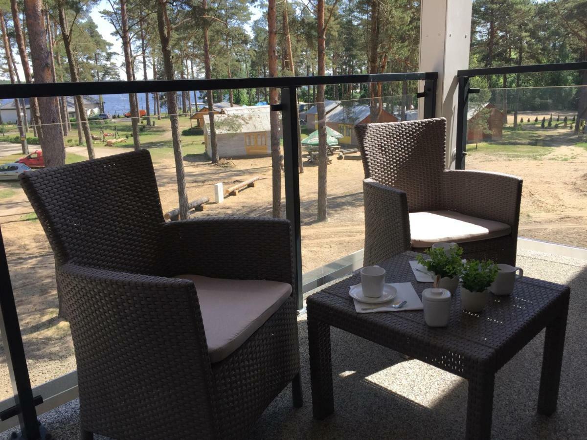 Apartamenty Nad Jeziorem -Zefir เอากุสตูฟ ภายนอก รูปภาพ