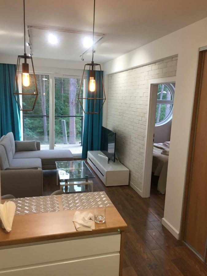 Apartamenty Nad Jeziorem -Zefir เอากุสตูฟ ภายนอก รูปภาพ