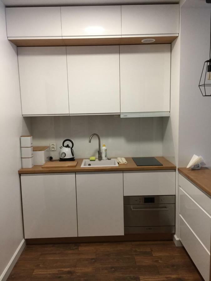 Apartamenty Nad Jeziorem -Zefir เอากุสตูฟ ภายนอก รูปภาพ